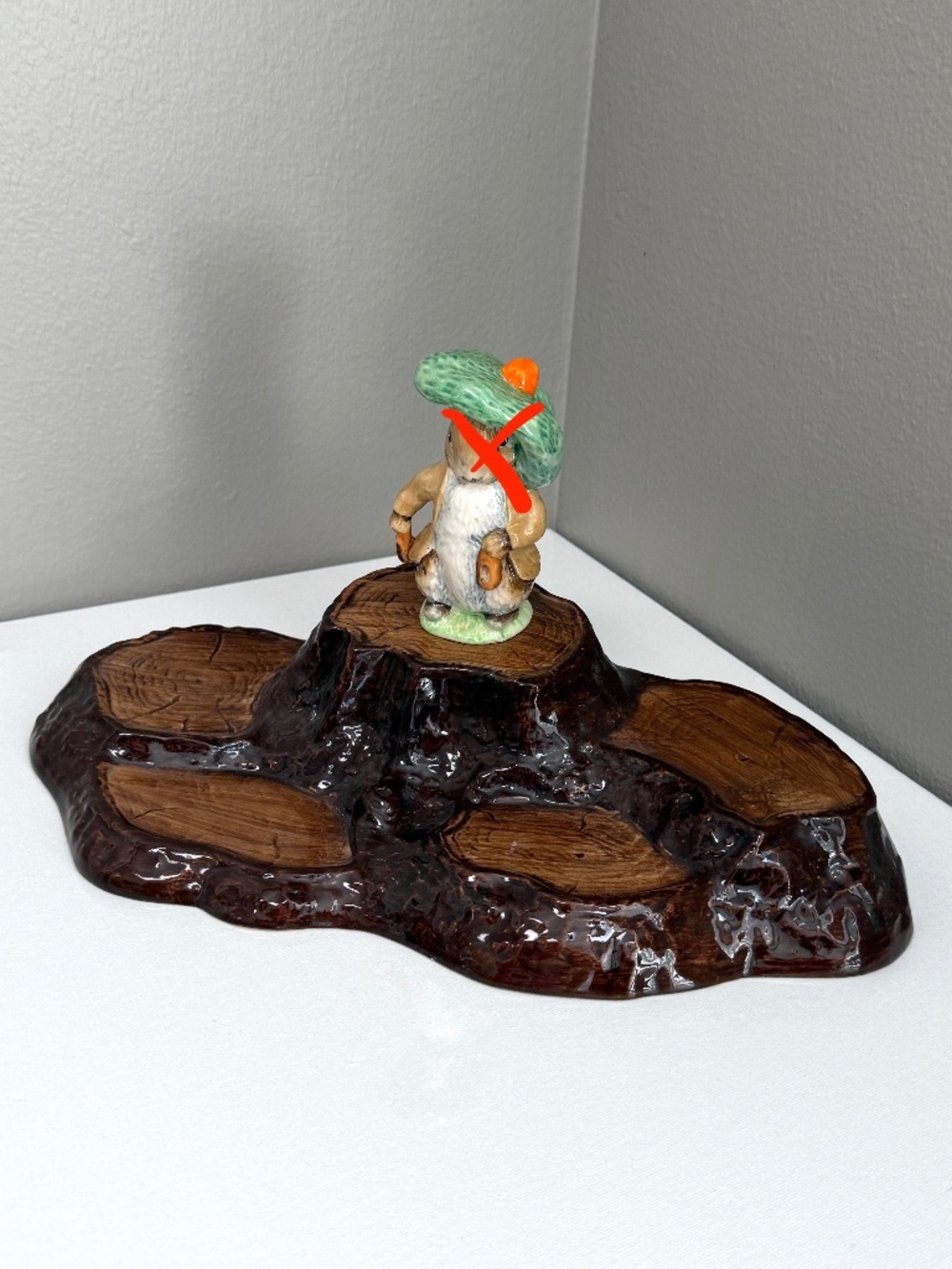VNTG Royal Doulton Beswick Porcelain Tree Trunk Stand for Figurines